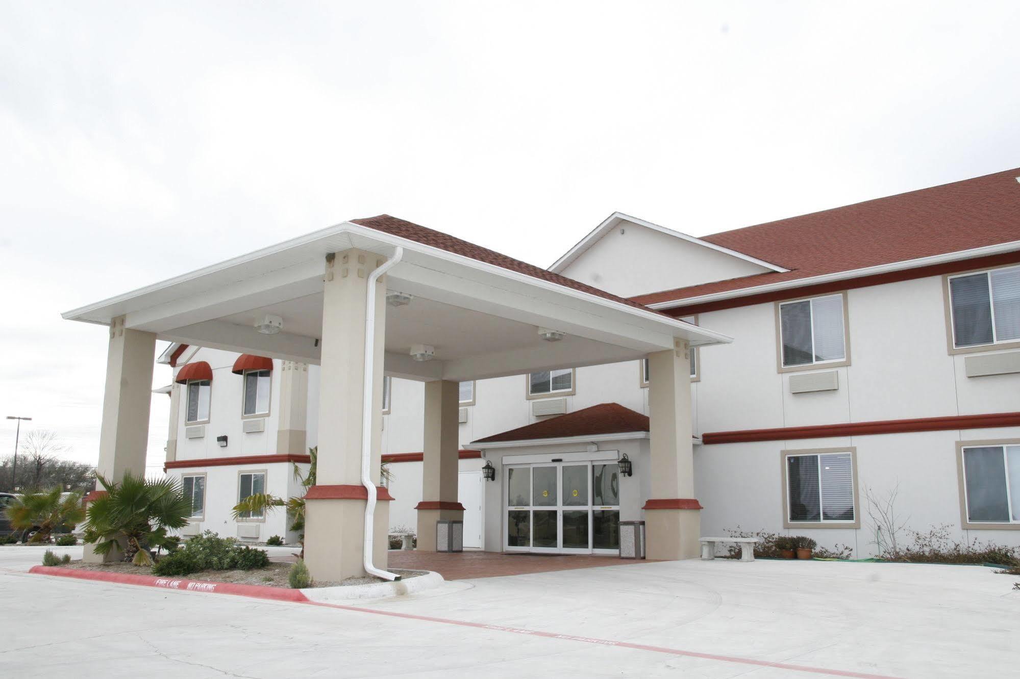 Budget Host Inn And Suites Cameron Εξωτερικό φωτογραφία