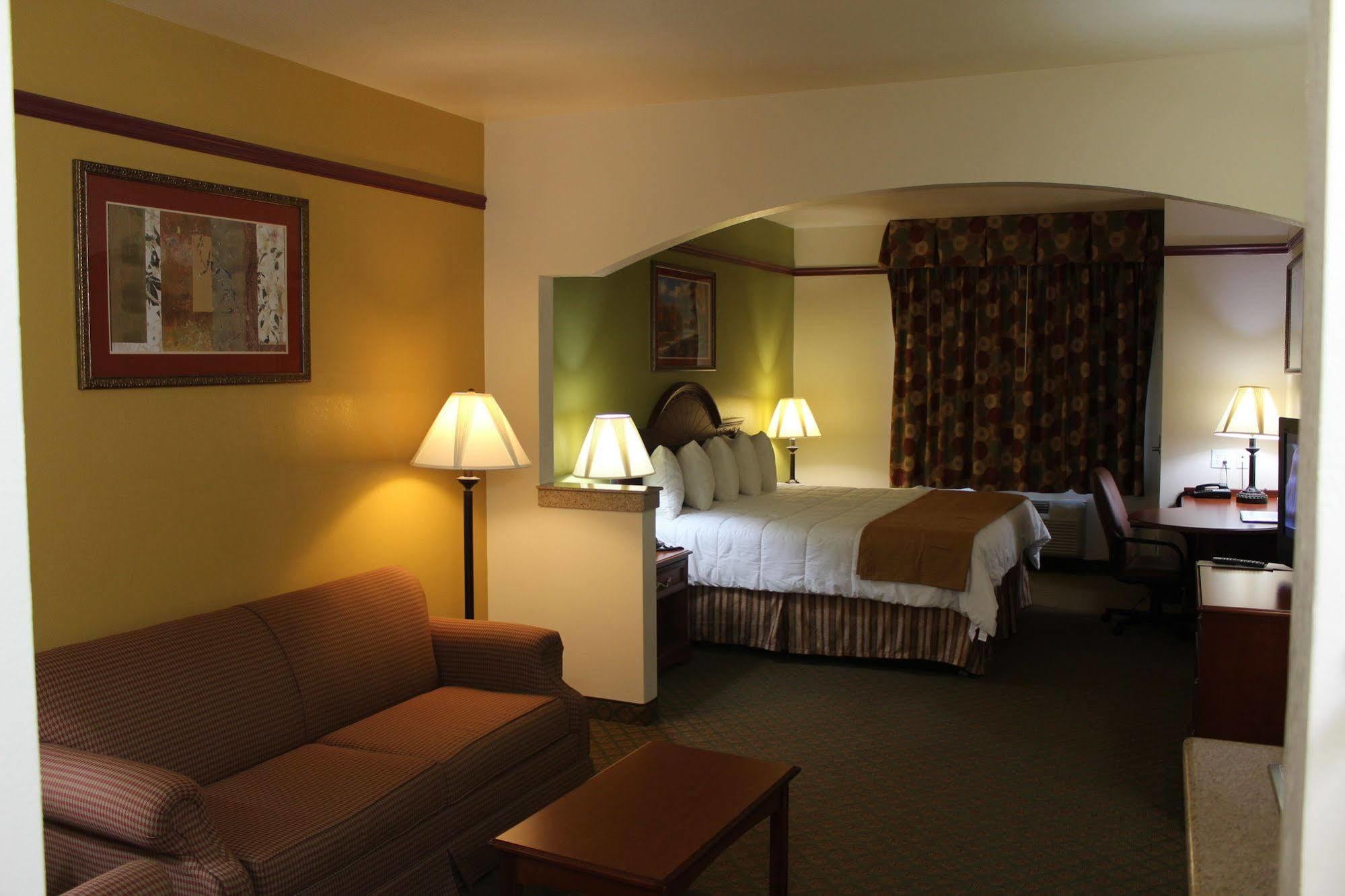 Budget Host Inn And Suites Cameron Εξωτερικό φωτογραφία