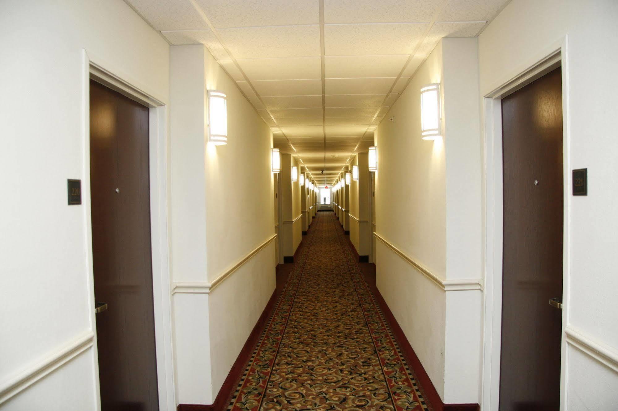 Budget Host Inn And Suites Cameron Εξωτερικό φωτογραφία